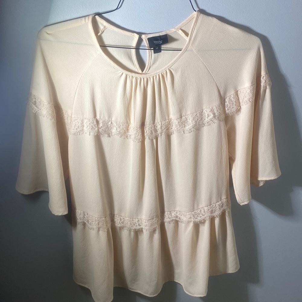 Cream Blouse Medium Perfect Condition Polyester Lace detailing